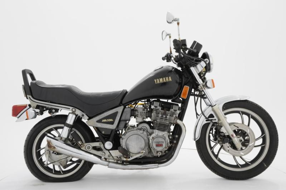 Oryginalna XJ-a nie jest zbyt urodziwym motocyklem