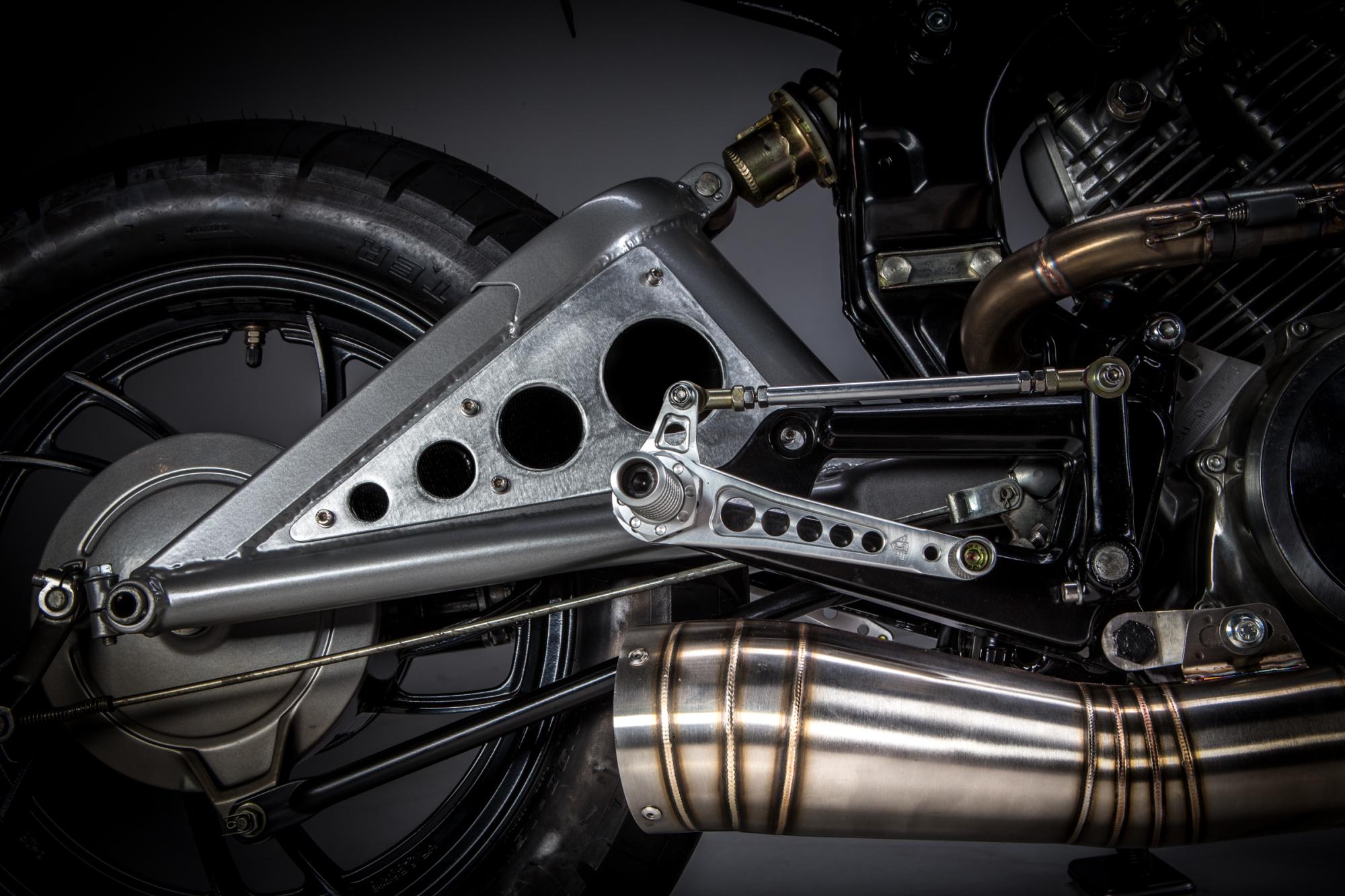 Motorelic_Black_Yammy-9