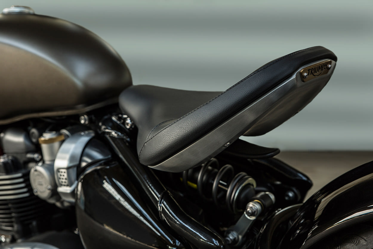 nowy_triumph_bobber_2