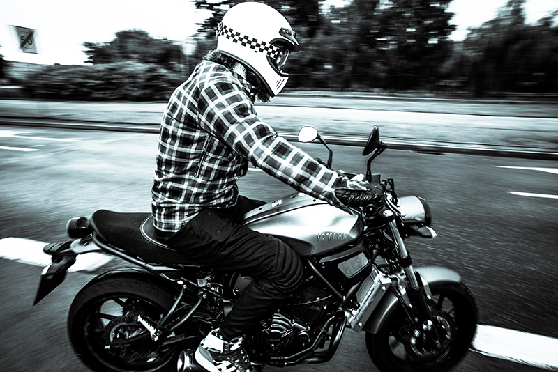 xsr_700_4